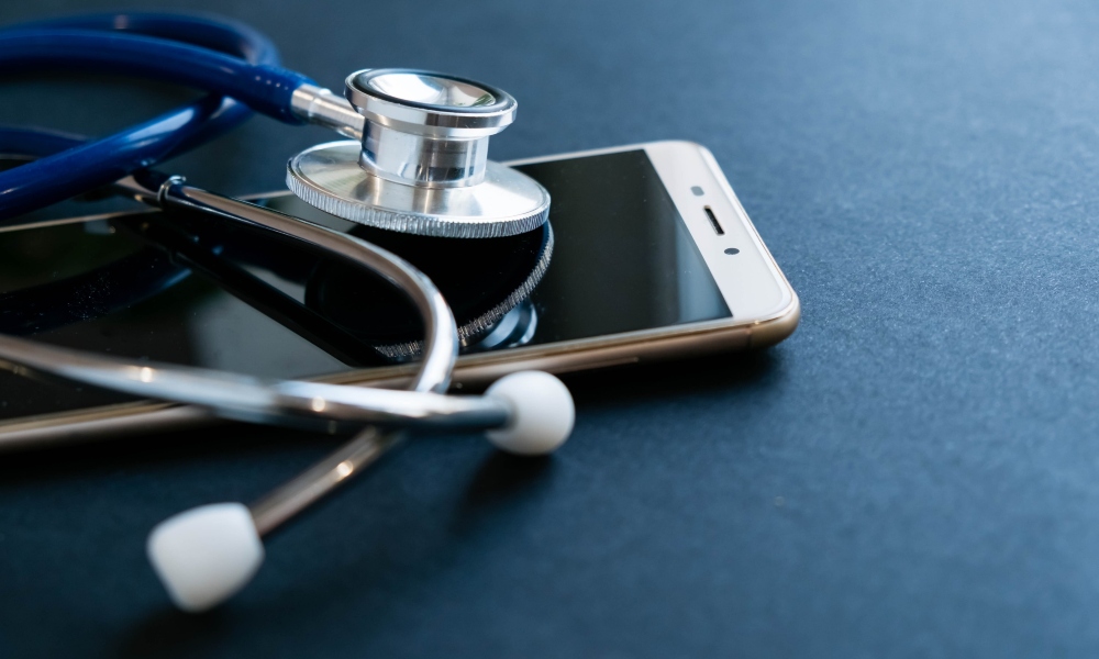 Цифровой помощник приглашает к врачу, а онлайн-сервис отслеживает «скорую»